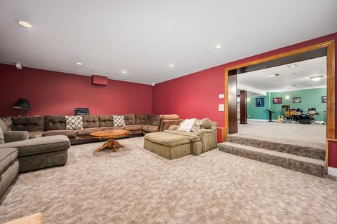 Tiny photo for 2851 W Rascher Avenue, Chicago, IL 60625 (MLS # 12578187)