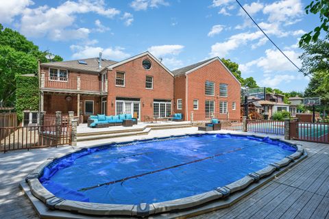 Tiny photo for 2851 W Rascher Avenue, Chicago, IL 60625 (MLS # 12578187)