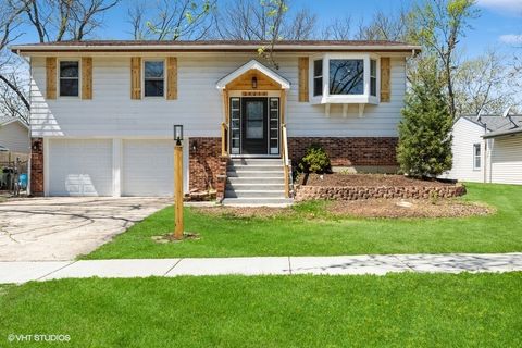 Photo of 20216 S Greenfield Lane, Frankfort, IL 60423 (MLS # 12349586)