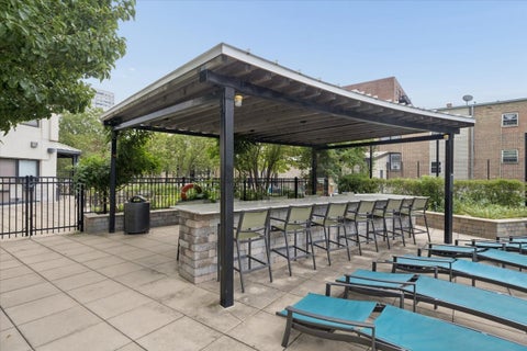 Tiny photo for 3930 N Pine Grove Avenue #2612, Chicago, IL 60613 (MLS # 12753130)