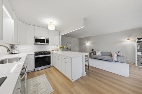 Tiny photo for 3158 W 88th Street #103, Evergreen Park, IL 60805 (MLS # 12748012)