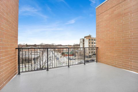 Tiny photo for 1548 W Ardmore Avenue #4C, Chicago, IL 60660 (MLS # 12388156)