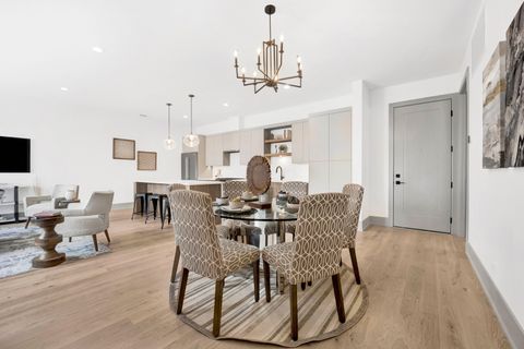 Tiny photo for 1548 W Ardmore Avenue #4C, Chicago, IL 60660 (MLS # 12388156)