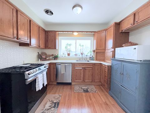 Tiny photo for Oak Lawn, IL 60453 (MLS # 12615471)