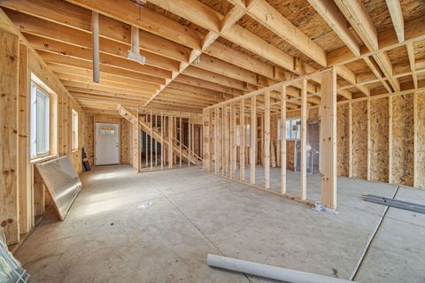 Tiny photo for 15239 7th Avenue, Phoenix, IL 60426 (MLS # 12626063)
