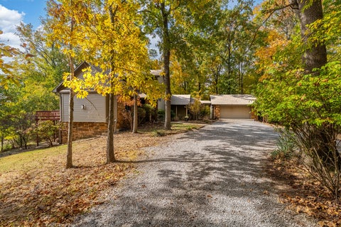 Tiny photo for 2565 Dogwood Road, Carbondale, IL 62902 (MLS # 12787416)