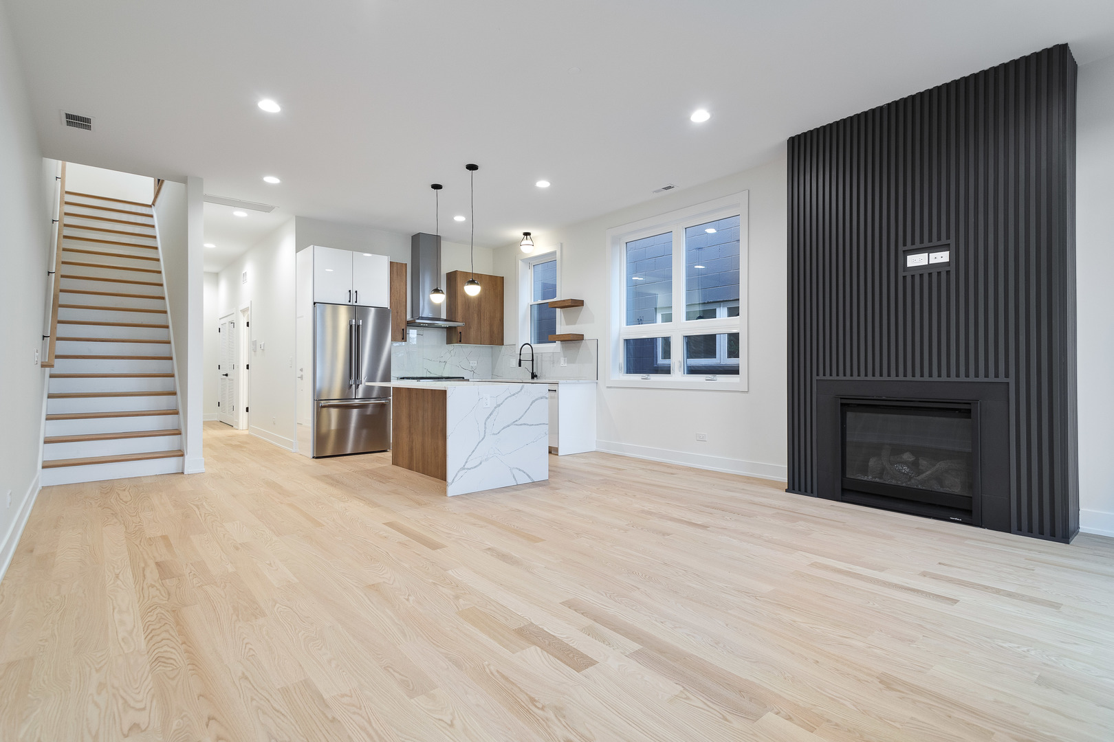 2417 W Walton Street 3