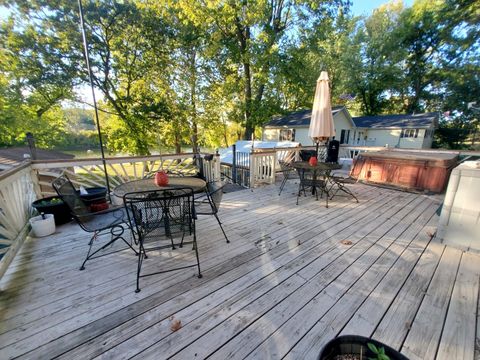 Tiny photo for 3413 E 2062nd Road, Ottawa, IL 61350 (MLS # 12494212)