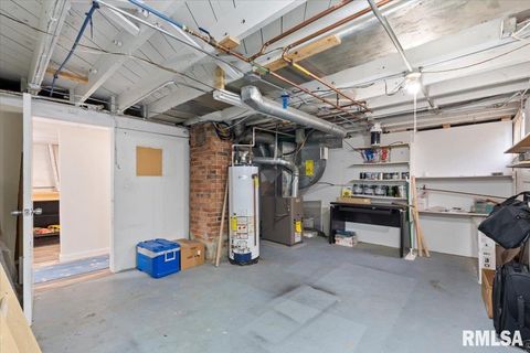 Tiny photo for 1658 W LOMBARD Street, Davenport, IA 52804 (MLS # QC4267593)