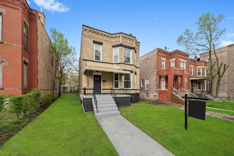 Tiny photo for 7421 S Eggleston Avenue, Chicago, IL 60621 (MLS # 12468702)
