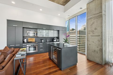 Tiny photo for 550 N Saint Clair Street #2601, Chicago, IL 60611 (MLS # 12618007)