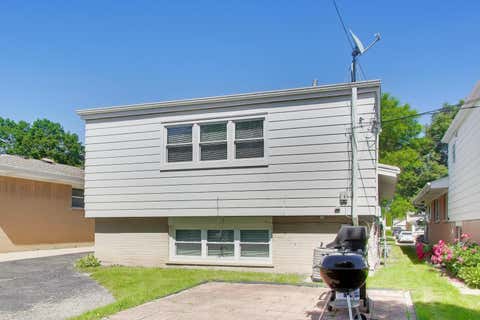 Tiny photo for 1326 S Dunton Avenue, Arlington Heights, IL 60005 (MLS # 12698828)