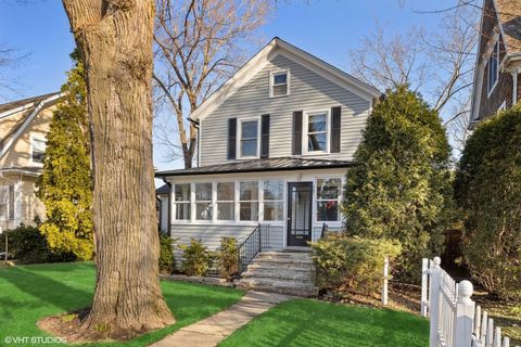 547 Melrose Avenue Kenilworth IL 60043