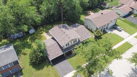 Tiny photo for 411 LIBERTY Drive, Bolingbrook, IL 60440 (MLS # 12439351)