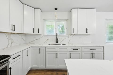 Tiny photo for 411 LIBERTY Drive, Bolingbrook, IL 60440 (MLS # 12439351)