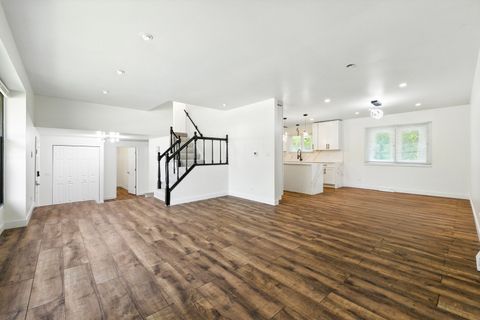 Tiny photo for 411 LIBERTY Drive, Bolingbrook, IL 60440 (MLS # 12439351)