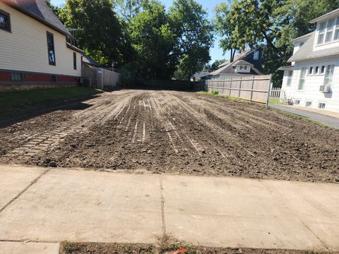 Tiny photo for 518 W Park Avenue, Aurora, IL 60506 (MLS # 12300886)