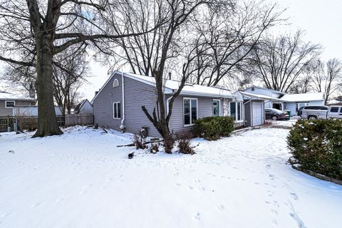 Tiny photo for 1030 Surrey Court, Joliet, IL 60431 (MLS # 12558530)