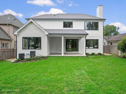 Tiny photo for 434 Traube Avenue, Clarendon Hills, IL 60514 (MLS # 12736224)
