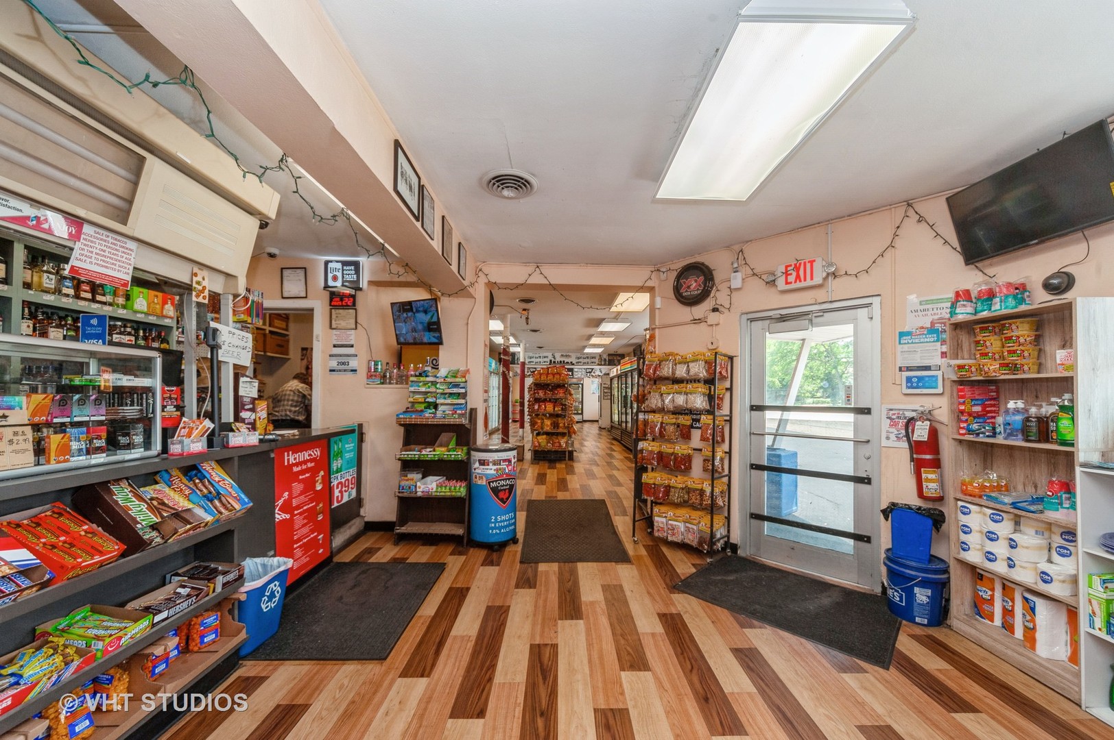 2864 Washington Street