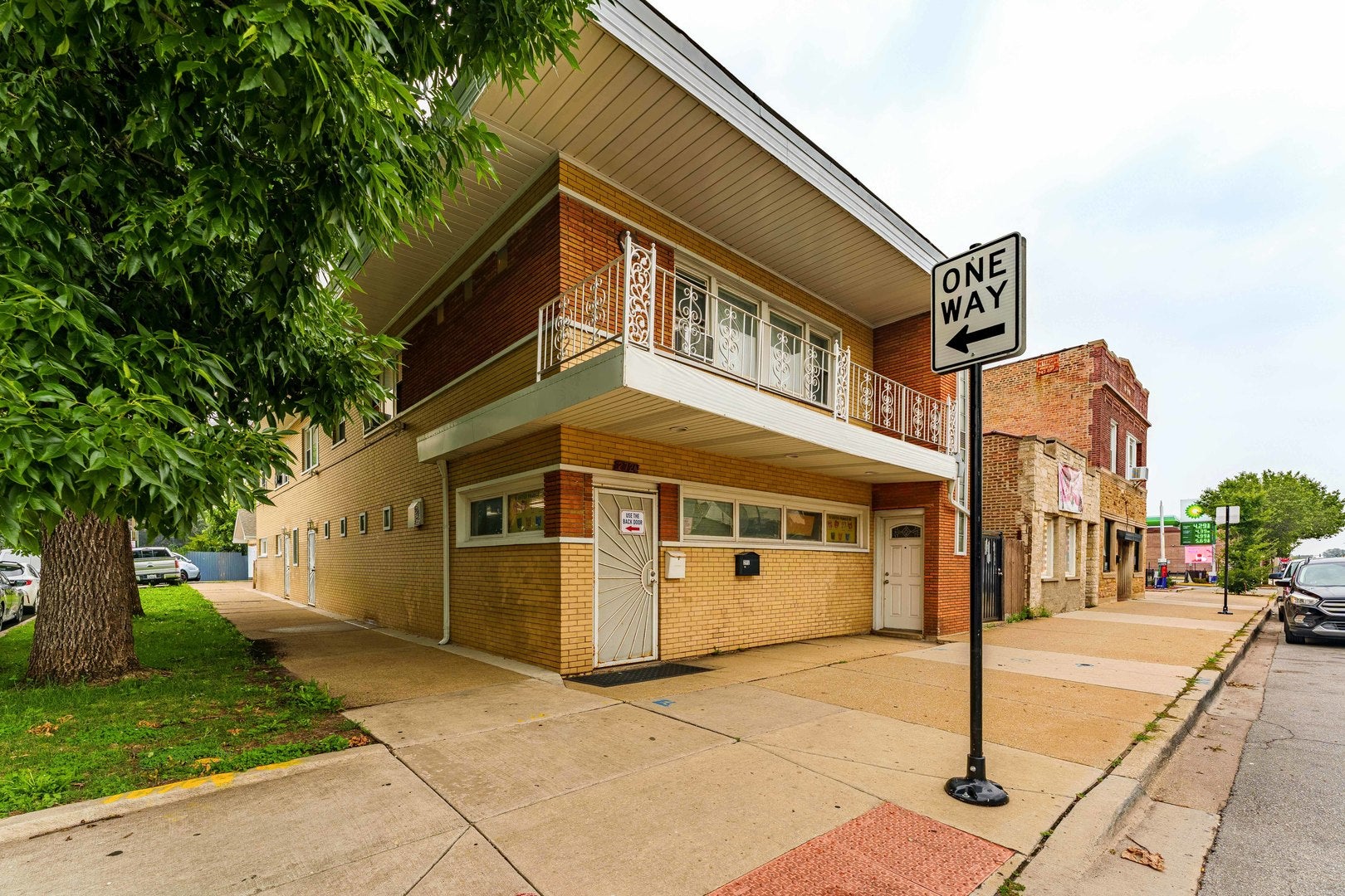 2724 W 51st Street