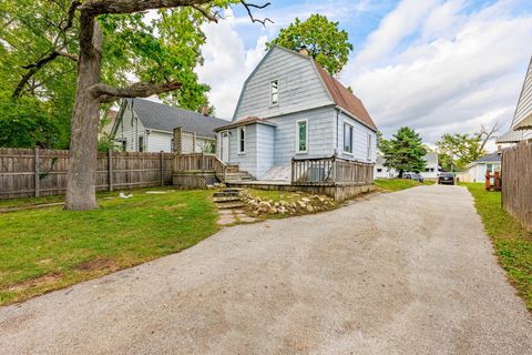 Tiny photo for 914 Jasper Street, Joliet, IL 60436 (MLS # 12546048)