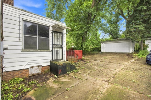 Tiny photo for 9310 S Vanderpoel Avenue, Chicago, IL 60643 (MLS # 12735348)