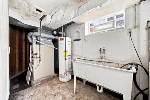 Tiny photo for 9310 S Vanderpoel Avenue, Chicago, IL 60643 (MLS # 12735348)