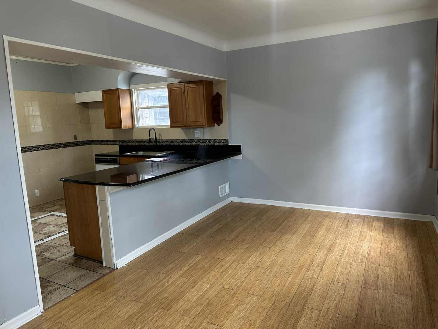 3848 W 65th Place