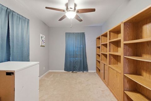 Tiny photo for 10 S Grant Street, North Aurora, IL 60542 (MLS # 12595750)