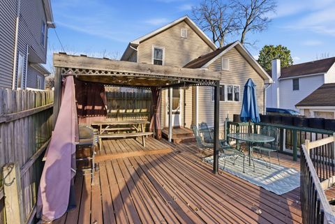 Tiny photo for 10 S Grant Street, North Aurora, IL 60542 (MLS # 12595750)