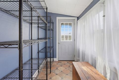 Tiny photo for 10 S Grant Street, North Aurora, IL 60542 (MLS # 12595750)