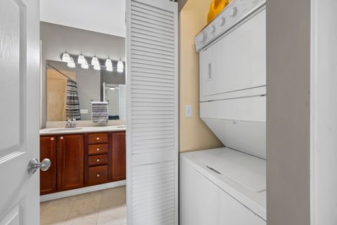 Tiny photo for 2700 W BELMONT Avenue #402, Chicago, IL 60618 (MLS # 12617732)