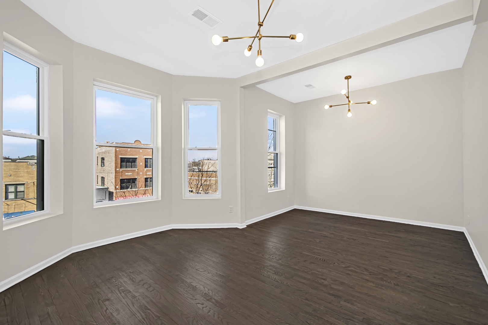 1337 N Western Avenue 3