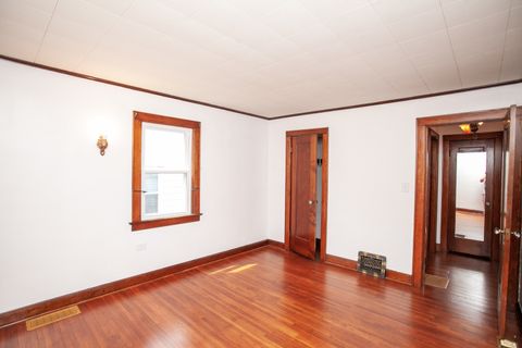 Tiny photo for 1313 E Oakland Avenue, Bloomington, IL 61701 (MLS # 12392706)