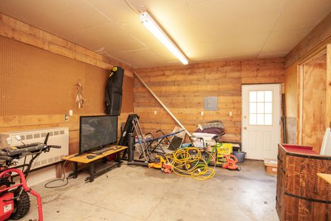Tiny photo for 1313 E Oakland Avenue, Bloomington, IL 61701 (MLS # 12392706)