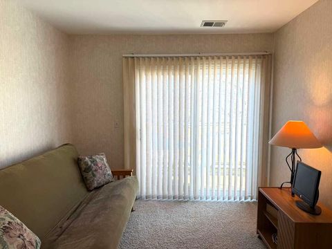 Tiny photo for 1410 Tulip Court #D2, Wheeling, IL 60090 (MLS # 12557807)