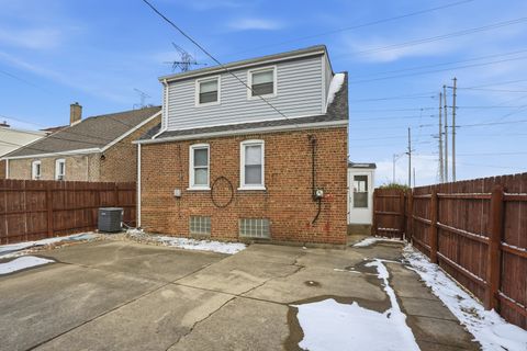 Tiny photo for 11056 S State Line Road, Chicago, IL 60617 (MLS # 12558893)