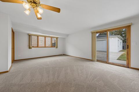 Tiny photo for 3733 N Normandy Avenue, Chicago, IL 60634 (MLS # 12578024)