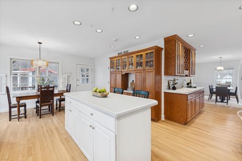 Tiny photo for 692 Chidester Street, Glen Ellyn, IL 60137 (MLS # 12575326)