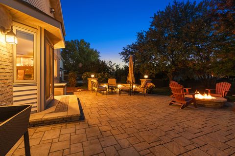 Tiny photo for 16414 Paw Paw Avenue, Orland Park, IL 60467 (MLS # 12505517)