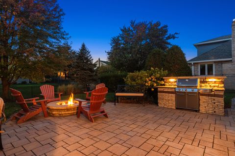 Tiny photo for 16414 Paw Paw Avenue, Orland Park, IL 60467 (MLS # 12505517)