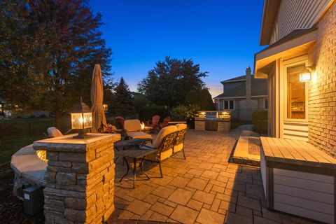 Tiny photo for 16414 Paw Paw Avenue, Orland Park, IL 60467 (MLS # 12505517)