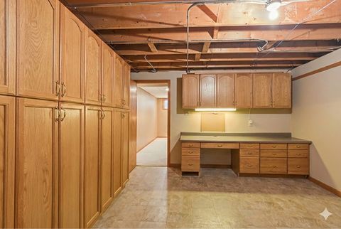 Tiny photo for 16414 Paw Paw Avenue, Orland Park, IL 60467 (MLS # 12505517)