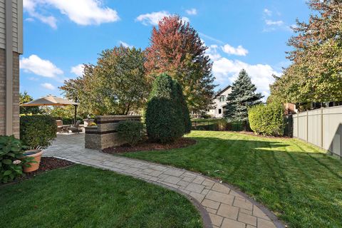 Tiny photo for 16414 Paw Paw Avenue, Orland Park, IL 60467 (MLS # 12505517)