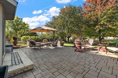 Tiny photo for 16414 Paw Paw Avenue, Orland Park, IL 60467 (MLS # 12505517)