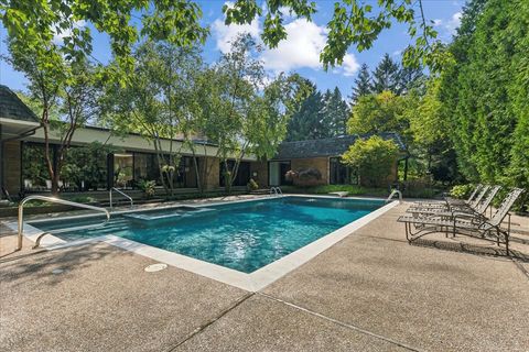Tiny photo for 49 Estate Drive, Glencoe, IL 60022 (MLS # 12369709)