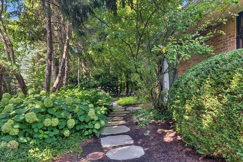 Tiny photo for 49 Estate Drive, Glencoe, IL 60022 (MLS # 12369709)