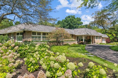 Tiny photo for 49 Estate Drive, Glencoe, IL 60022 (MLS # 12369709)