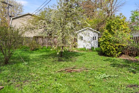 Tiny photo for 1414 N Harrison Street, Algonquin, IL 60102 (MLS # 12618749)